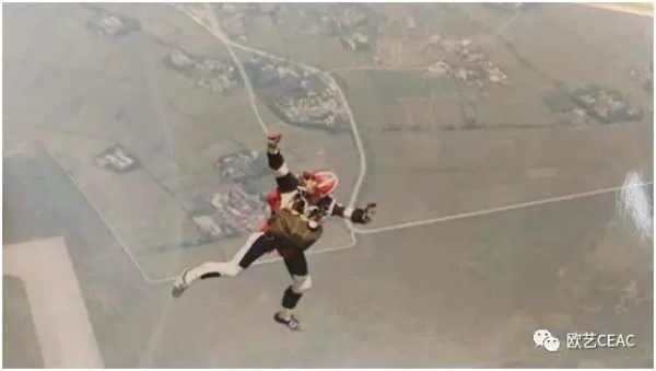 姐姐妹妹，数字影像