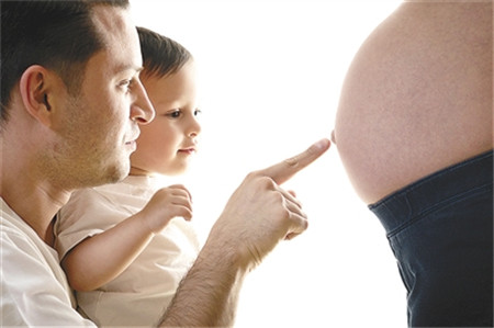 从生二胎怀孕反应看男女2