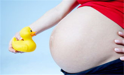 怀孕中期胎动最大