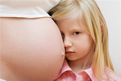 孕妇抑郁的心理行为会直接影响胎儿