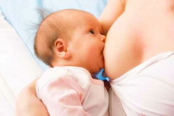 产后母乳要正常
