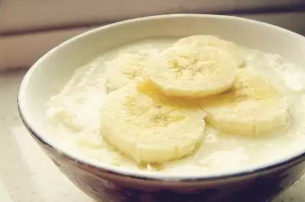 告诉你酸奶这样喝，一不小心瘦十斤变年轻！知道的人太少！