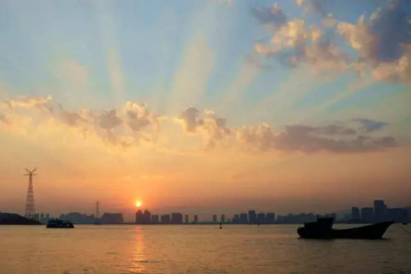 厦门，你就是个大写的B!