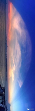 【台风预警】“妮妲”步步紧逼！厦门惊现奇观！沿海景点全关闭！