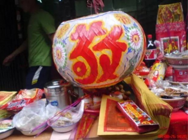 集美人，接下来的这一整月，你都要小心些，因为...