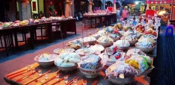 集美人，接下来的这一整月，你都要小心些，因为...