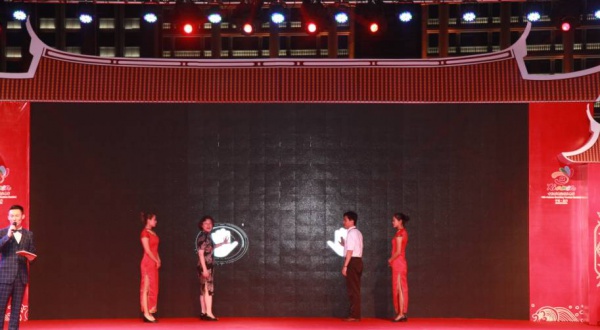 重磅推荐！全厦门规模最大的中秋博饼嘉年华在集美新城开幕啦！