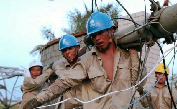 惨遭最强台风蹂躏，厦门人居然还笑得出来