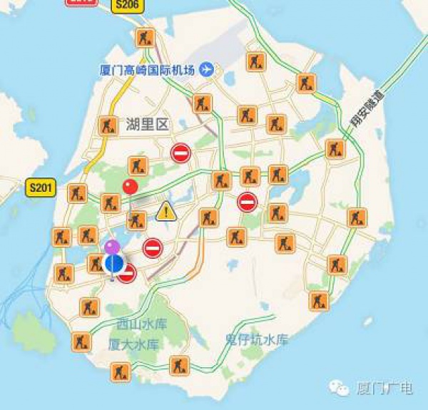 暖心暖城！现在才是厦门最美的样子～你瞧，台风过后“凤凰花”都开了...