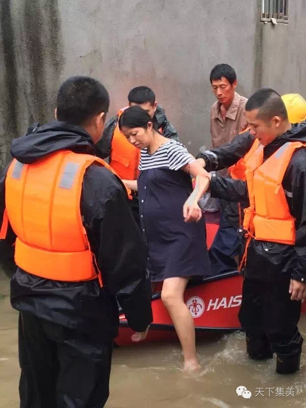 大量独家航拍：超强台风“莫兰蒂”过境后，集美12小时震撼实景……