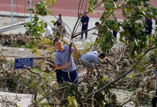 极美！台风后集美大学惊现“彩虹”，引网友围观点赞！