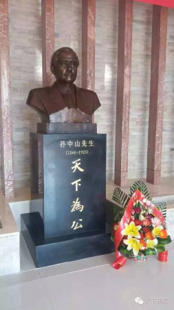 集美学村因他批准而得名，今天集美学子以这种方式纪念他，感动满满！