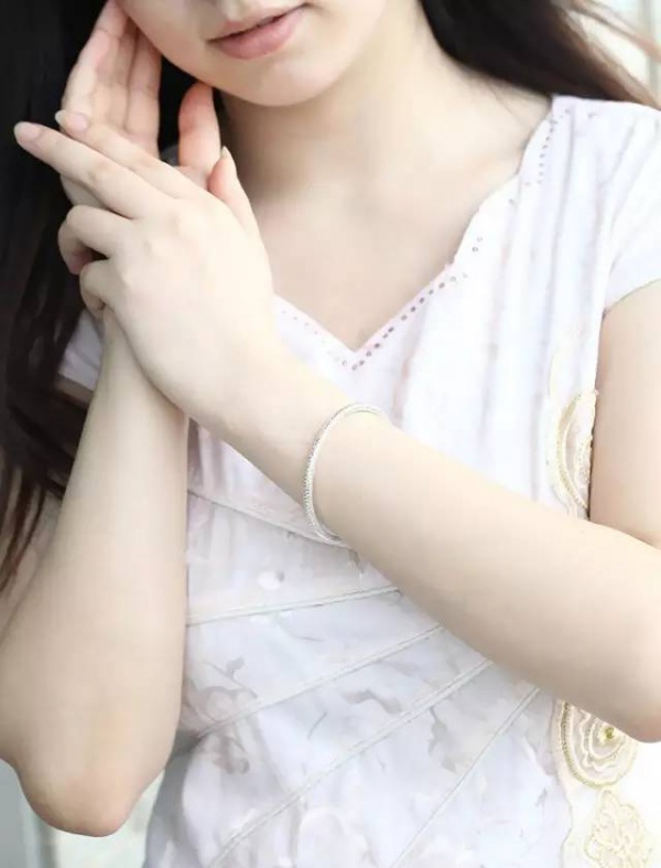 男女都应该戴一件银饰在身上，告诉你为什么！