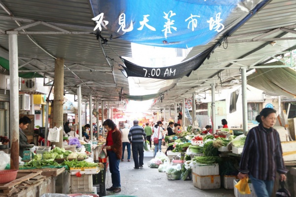 这里承包了老厦门人一整天的味蕾，印刻着厦门港最重要的记忆