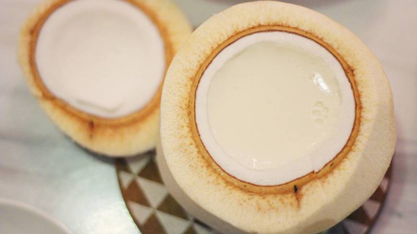 一夜爆红美食圈！厦门这个90后妹子放着老师不当，居然把椰子玩出4种味道！