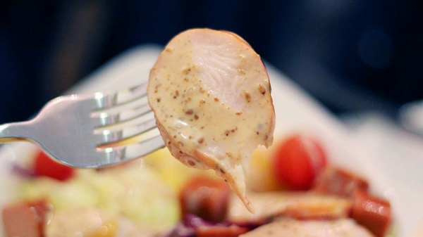 一夜爆红美食圈！厦门这个90后妹子放着老师不当，居然把椰子玩出4种味道！