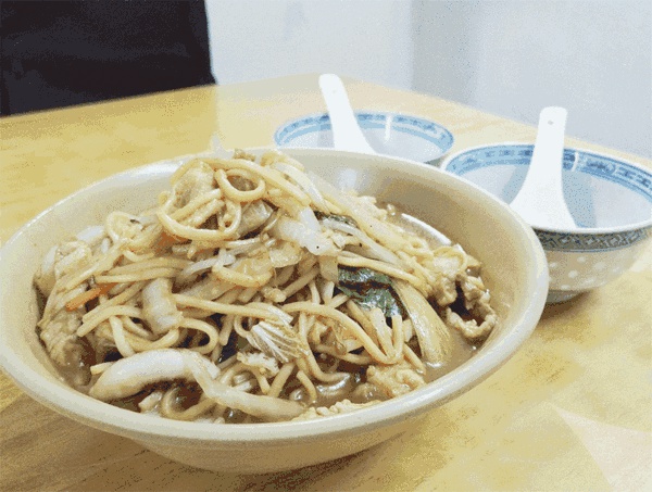 五一不看人山人海，沿着集美学村公车站吃遍这些高性价比小店~