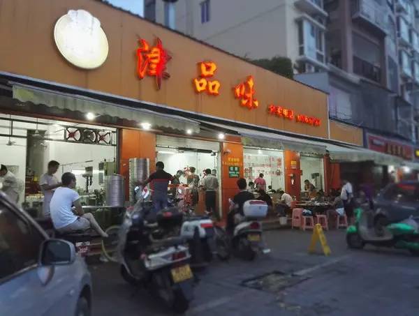 五一不看人山人海，沿着集美学村公车站吃遍这些高性价比小店~