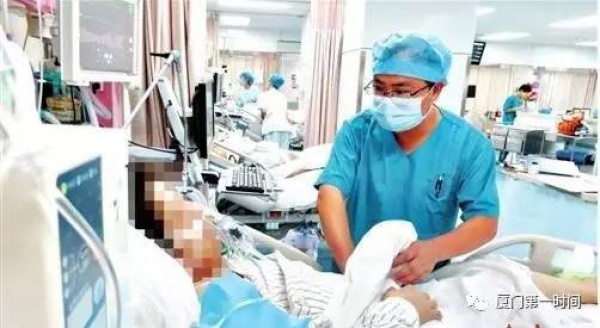 警报！厦门女大学生睡梦中脸痒挠了下，醒来进医院！这危险高发，已有人毁容