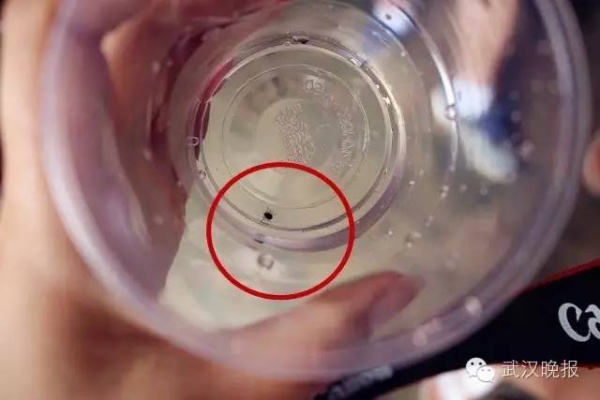 警报！厦门女大学生睡梦中脸痒挠了下，醒来进医院！这危险高发，已有人毁容