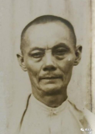 LOOK·马来:寂灭或欢欣一个晋江家族的南洋故事 LOOK·马来:寂灭或欢欣一个晋江家族的南洋故事