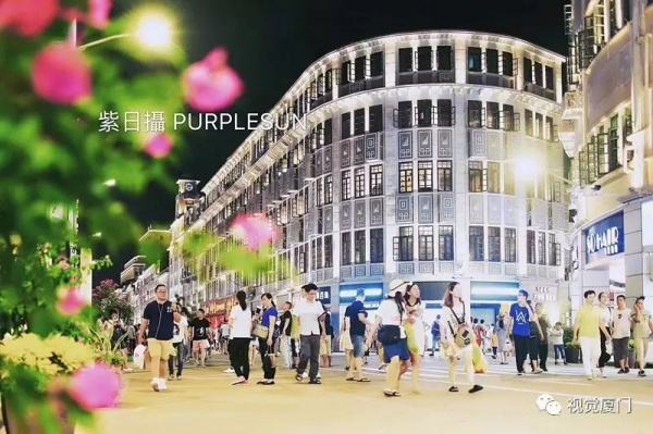 不同时期的厦门中山路夜景，90年代最美，现在效果如金砖