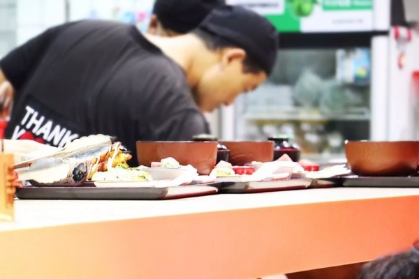 拯救午餐纠结症!厦门这家日式定食让你吃饱每一天,一周不重样儿 拯救午餐纠结症!厦门这家日式定食让你吃饱每一天,一周不重样儿
