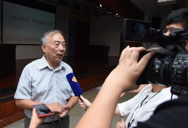 揭秘:陈村牧李尚大黄永玉任静波,他们都有一个共同的身份······ 揭秘:陈村牧李尚大黄永玉任静波,他们都有一个共同的身份······