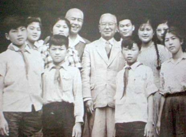 揭秘:陈村牧李尚大黄永玉任静波,他们都有一个共同的身份······ 揭秘:陈村牧李尚大黄永玉任静波,他们都有一个共同的身份······