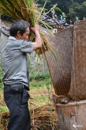 LOOK南靖：塔下人的远行与荣耀