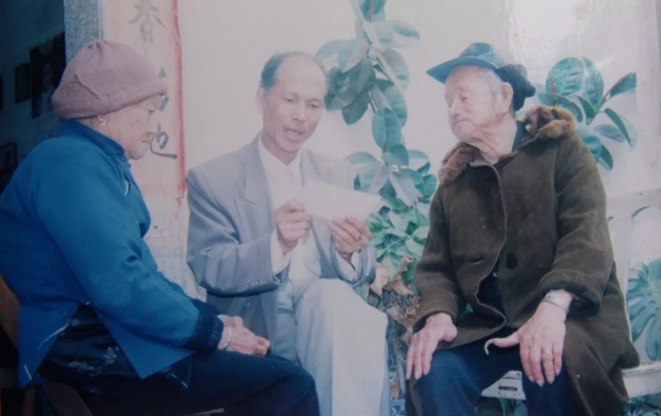 日渐走远的“寡妇村”重返铜钵村探寻30年的悲欢离合