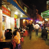 鼓浪屿龙头路小吃街