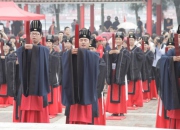 集美端午祭祀着汉服祭先贤