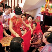 闽南的婚嫁习俗礼节 - 五、担盘，上头，举行结婚典礼