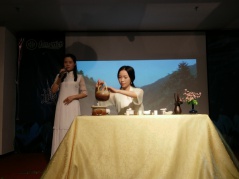 【如果有免费聚会，周六我一定参加——告别宅时代】