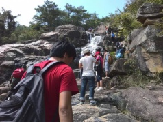 10月16日竹坝峡谷、雪山岩户外野炊风情一日游
