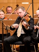 《德国卡塞尔市路易斯·施波尔管弦乐团音乐会》